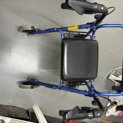 ★大人気！美品 荷車 手押し車 介護用品 ハッピー２ 埼玉県富士見市♪♪の画像