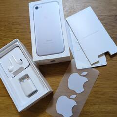 【新品未使用】iPhone　イヤホンの画像