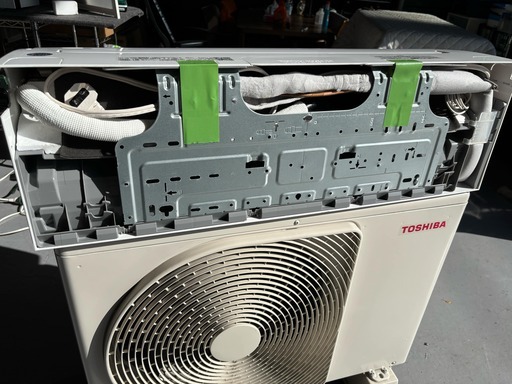 TOSHIBA 東芝 14畳用 エアコン RAS-J401E1R 100V 2023年製 Used