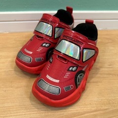 車型光るシューズ