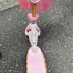 子供用 キックボードの画像