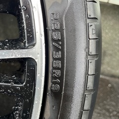 19インチタイヤ付きの画像