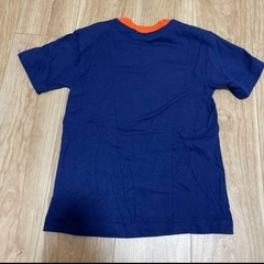 PUMAブルーVネックTシャツ130の画像