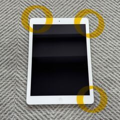 iPad Air  16GB シルバー（Wi-Fiモデル ）Apple タブレットの画像