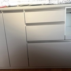 (6/29現地引き取り可能な方)ニトリカップボードの画像