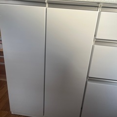 (6/29現地引き取り可能な方)ニトリカップボードの画像