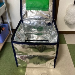 大きめサイズの折りたためる保冷宅配ボックスの画像