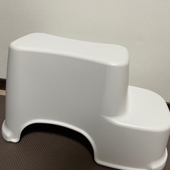 トイレ　トイトレ　踏み台　６月処分