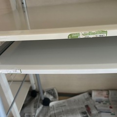 パソコンデスクの画像