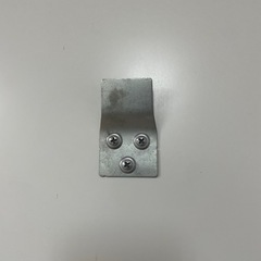 YUASA 壁掛け扇風機｜取り付け金具付きの画像