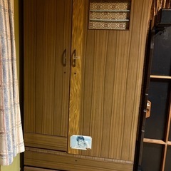 レトロ　洋服ダンス　木目調
