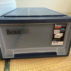 FITS衣装ケース（押入れ用）差し上げます！の画像