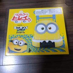 新品　ミニオンズ　ドリンク＆フードトレイ