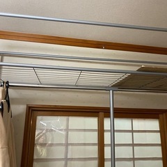 ハンガーラックの画像