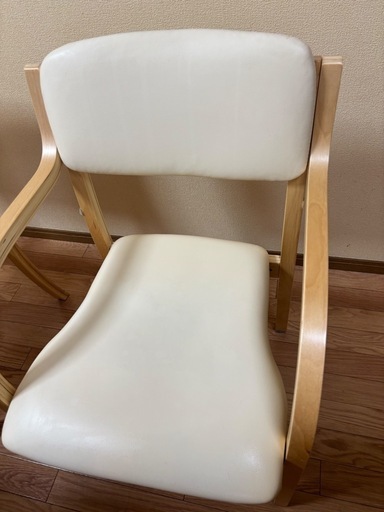 訳あり再出品チェア　4脚　ダイニグチェア　椅子　白　木材