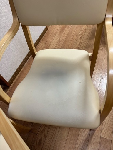 訳あり再出品チェア　4脚　ダイニグチェア　椅子　白　木材