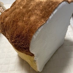 決まりました　食パン　クッション 