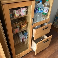 オシャレな食器棚レンジボード【美品】の画像