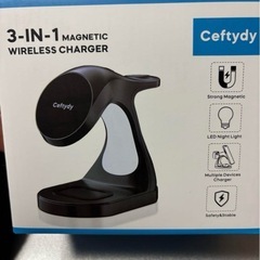 【新品未使用】スマホ充電器 3in1 LEDライト付き ワイヤレス充電器の画像