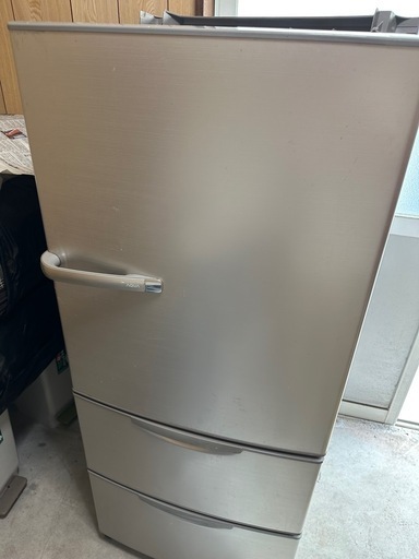 アクア冷蔵庫　272L