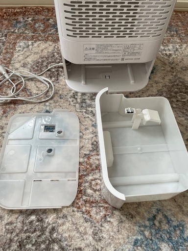 除湿機　アイリスオーヤマ
