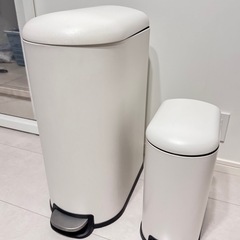 ニトリ ペダルペール ゴミ箱 10Lの画像