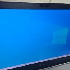 富士通　LIFEBOOK SH75/M　13.3インチノートパソコンの画像