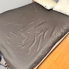 セミダブルベッド　脚付コイルマットレス