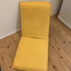 折りたたみイスの画像
