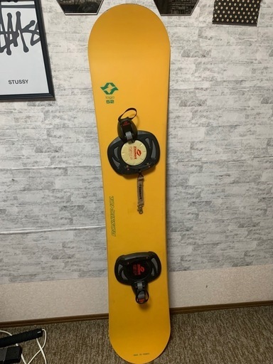 美品 スノーボード『ロシニョール 板&𝐊𝐢𝐬𝐬𝐦𝐚𝐫𝐤