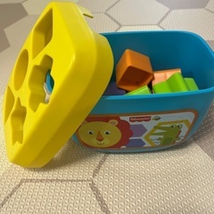 【値下げしました】バンボ、ベビーカー取付ドリンクホルダー、おもちゃ2種の画像