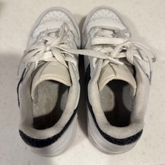 adidas フォーラムボールドの画像