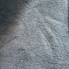 グレー色の2畳用185×185カーペット　しまむら　