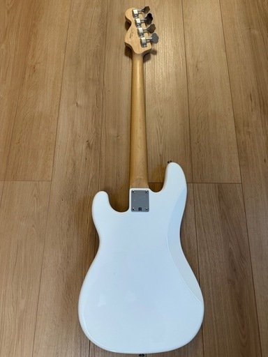 Squire プレシジョンベース