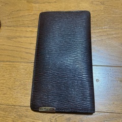フェラガモ　長財布　札入れ