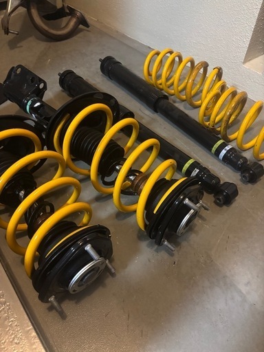 80ヴォクシー ノア エスクァイアモデリスタダウンサス