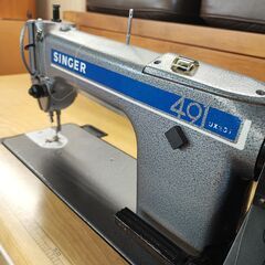 SINGER 491JX-31 工業用ミシン HITACHIクラッチモーター付き 卓上型 ジャンク品 引取限定 羽曳野市の画像