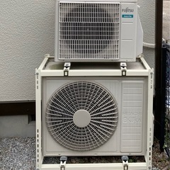 ‼️ハイセンス新品エアコン🉐10畳用82000円基本取付け費用込みの画像