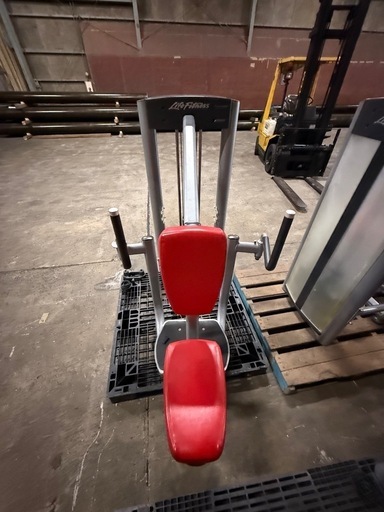 ライフフィットネス　ペックフライ　ペクトルフライ