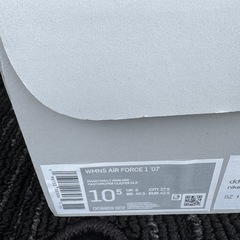 
NIKE WMNS AIR FORCE1 .07 Phantom 27.5cmの画像