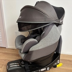 アップリカ　ISOFIX チャイルドシートの画像
