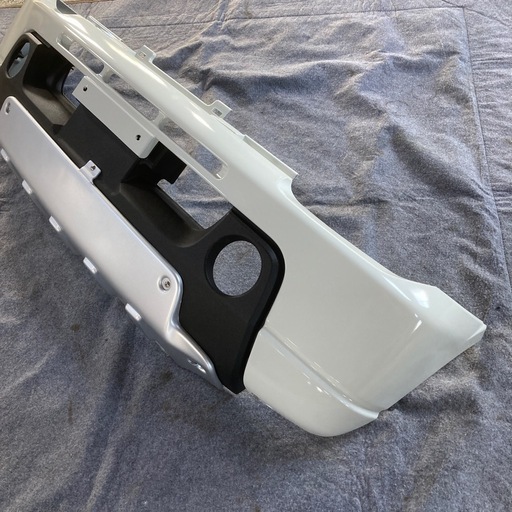 JB23 スズキ ジムニー フロントバンパー アンダーカバー付き Z7T パールホワイト スズキ ジムニー 良品 