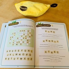 知育玩具 BANANAGRAMS / バナナグラムズ　ワークブックとセットで！の画像