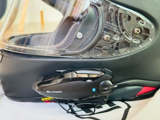 美品SHOEIヘルメットSサイズZ-8 B+COM（sb6x）インカムびーこむ