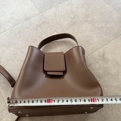 ハンドバッグ ショルダーバッグ くすみカラー の画像