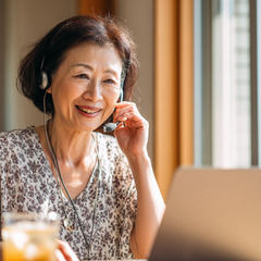 誰かと話すだけで、1日がちょっと前向きになる。“ピタっとタイム”でつながる在宅ワーク｜立川・三鷹エリア｜1アポ4,000円の画像