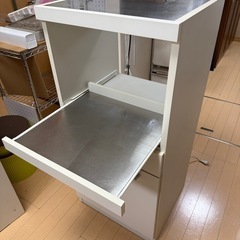 【交渉中】【無料】キッチン収納 レンジ台の画像