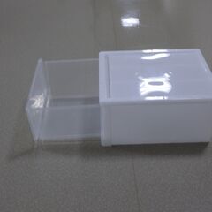 （出品番号666）【中遠クリーンセンター・リユース品】小型収納ケースの画像
