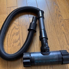 TOSHIBA掃除機の布団用ノズル