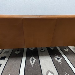 カリモク直営ショップ限定 Kチェア 2シーター 本革　ヴォルテライトブラウンの画像